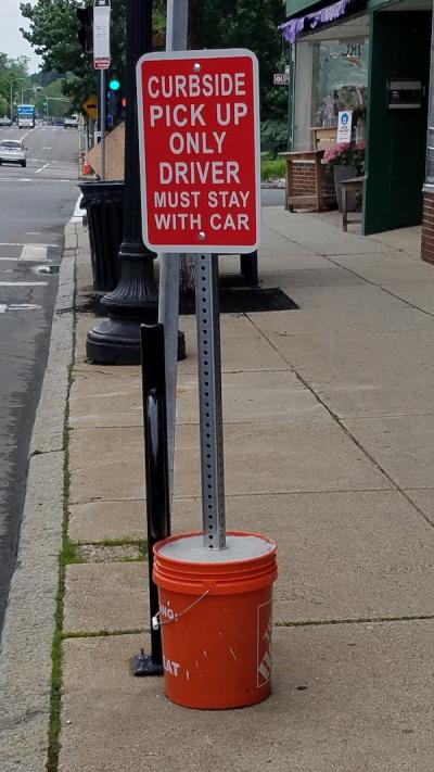 Photo of Curbside Pickup Sign