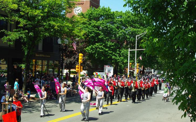 Mayor and VSO Invite Families to March in Memorial Day Parade as Grand Marshalls